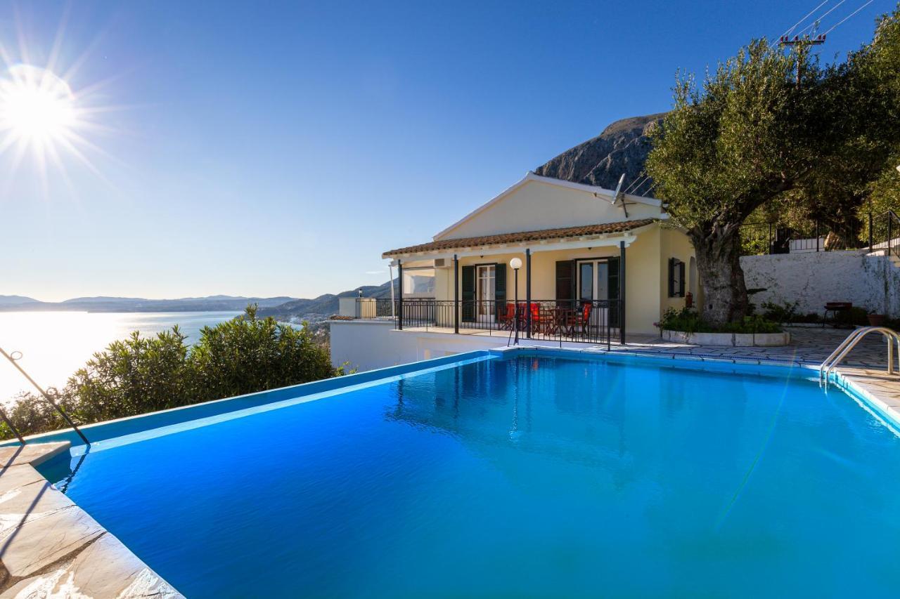 Villa Georgina Nisaki  Exterior foto